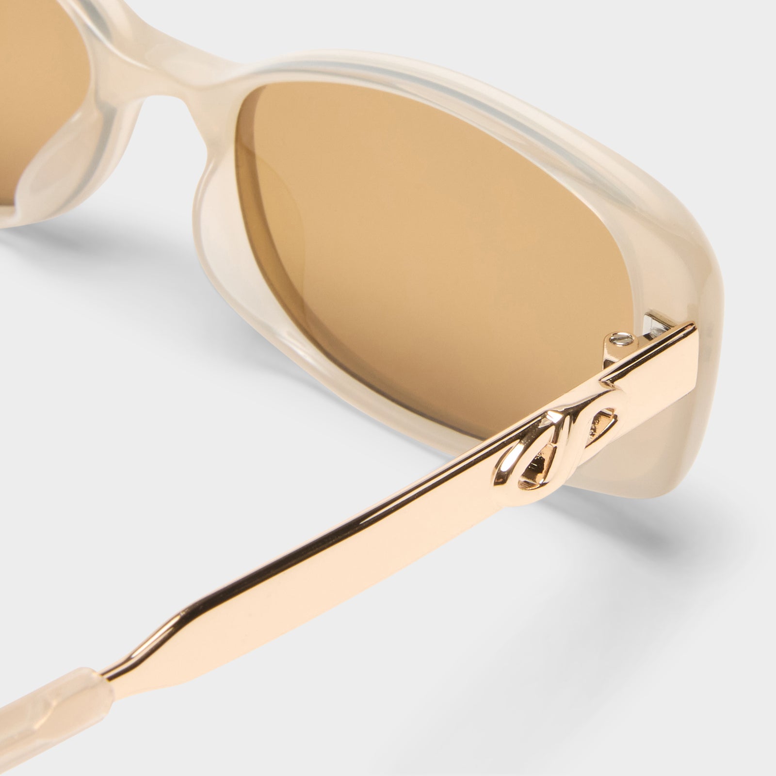 Lil Starlight Oatmeal Female Rectangle Sunglasses | Le Specs