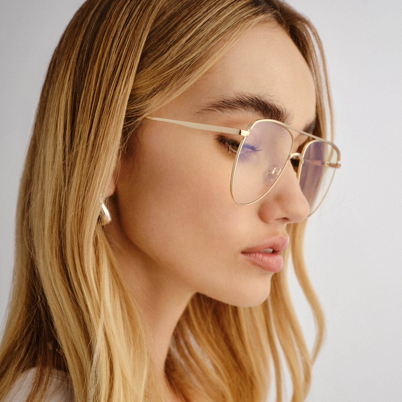 The Duke Gold Uni-Sex Aviator Blue Light | Le Specs