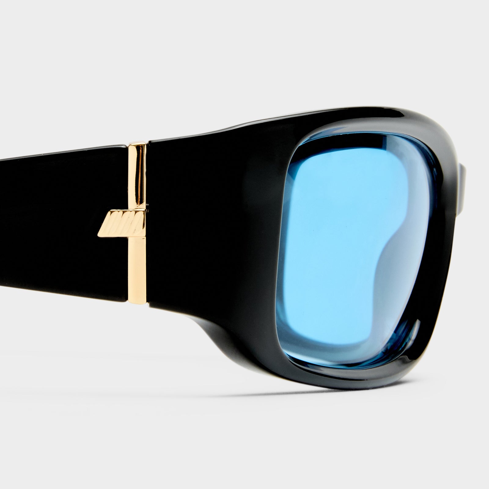 Du Jour Black Uni-Sex Wrap Sunglasses | Le Specs