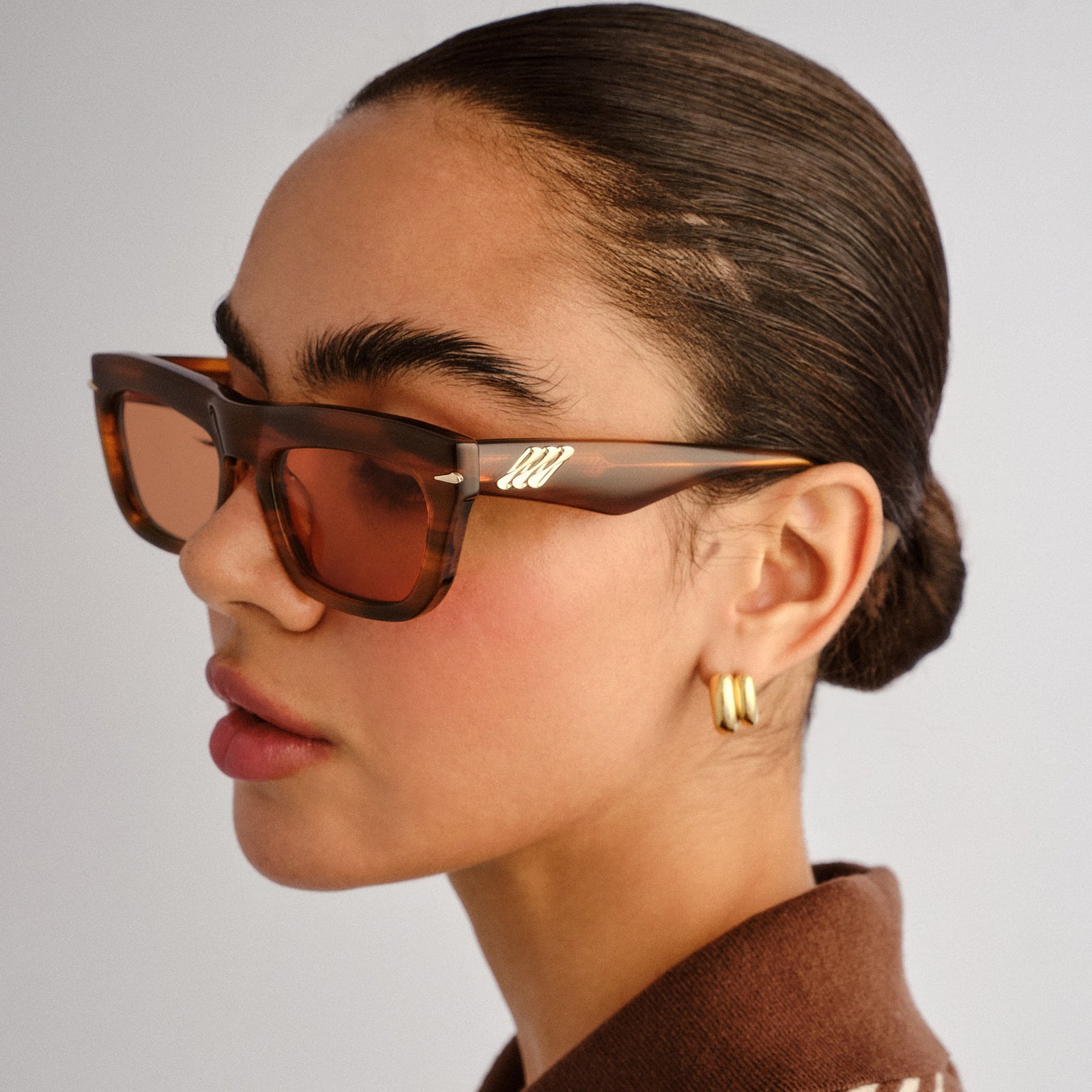 Numero Nueve Teak Female D-Frame Sunglasses | Le Specs