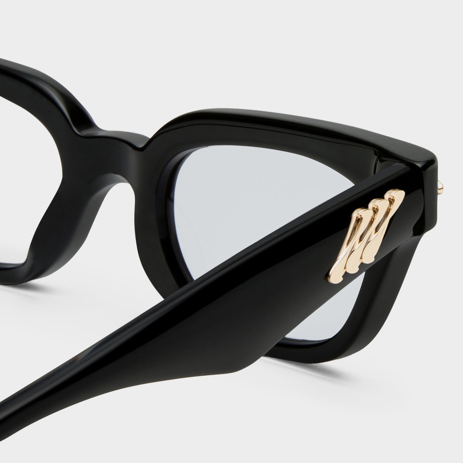Numero Tres Obsidian Black Uni-Sex D-Frame Sunglasses | Le Specs