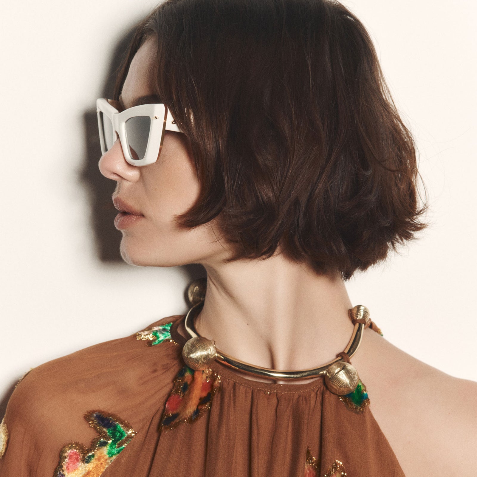 Lucia Ecru Female Cat-Eye Sunglasses | Le Specs