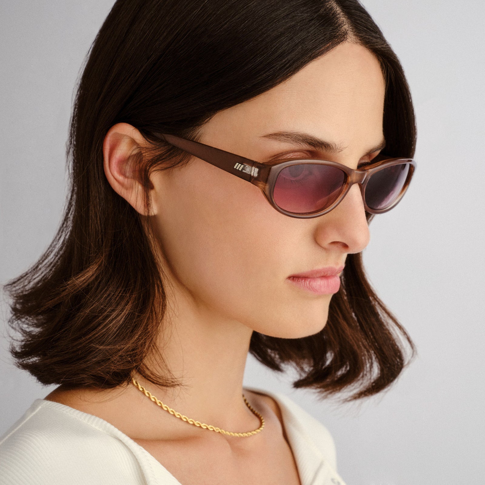 Dont Cha Pearl Chocolate Female Oval Sunglasses | Le Specs