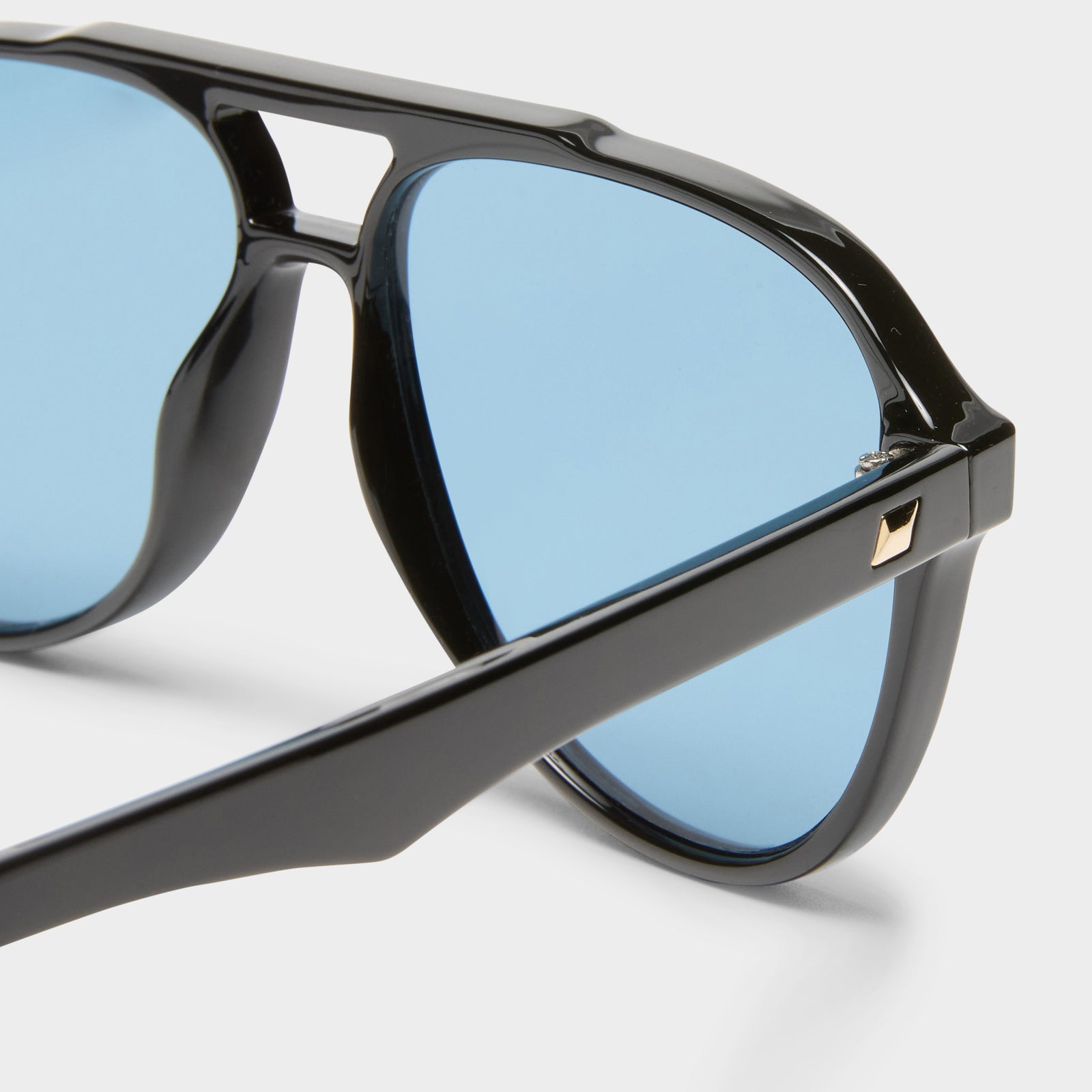 Tragic Magic Black Uni-Sex Aviator Sunglasses | Le Specs