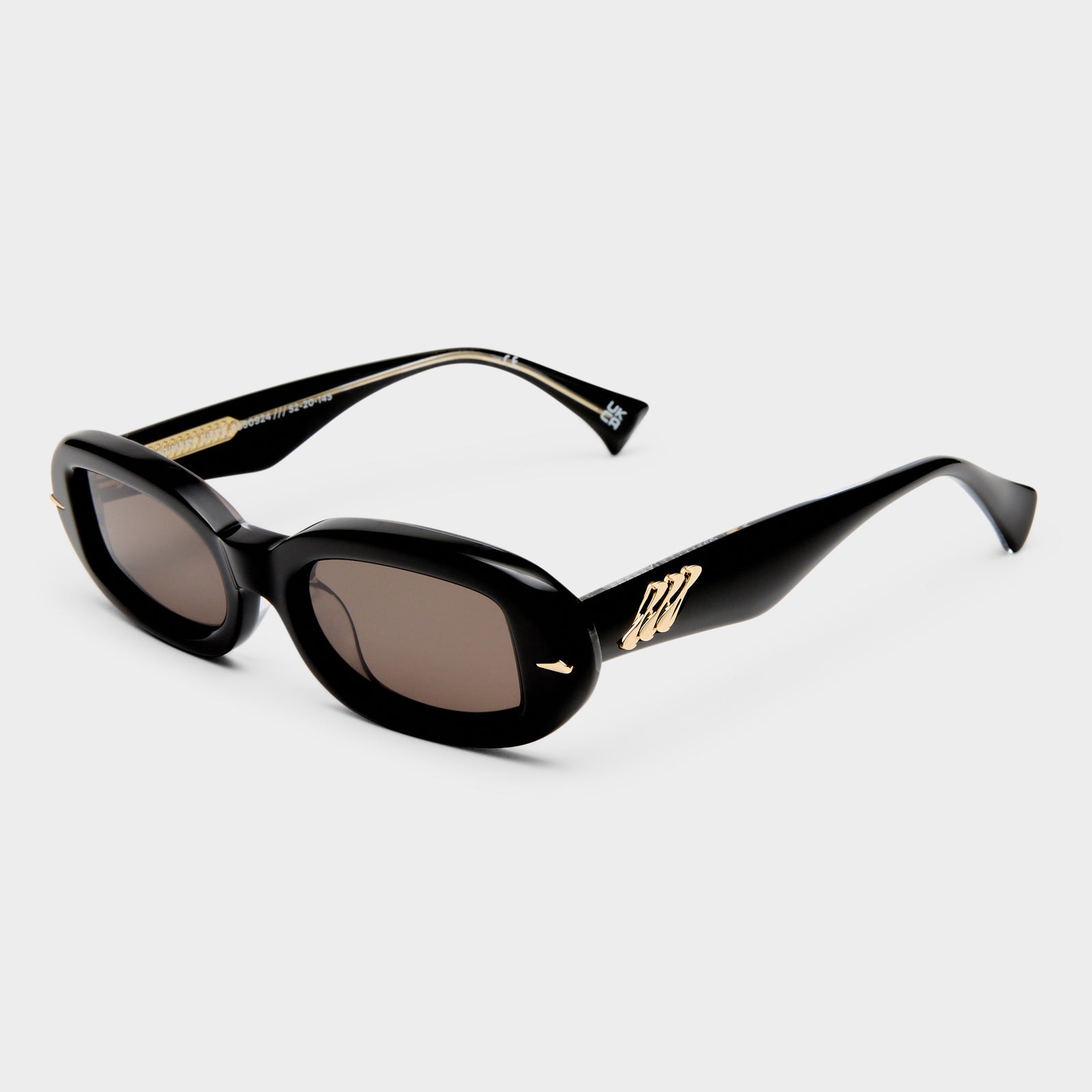 Numero Siete Obsidian Black Female Oval Sunglasses | Le Specs
