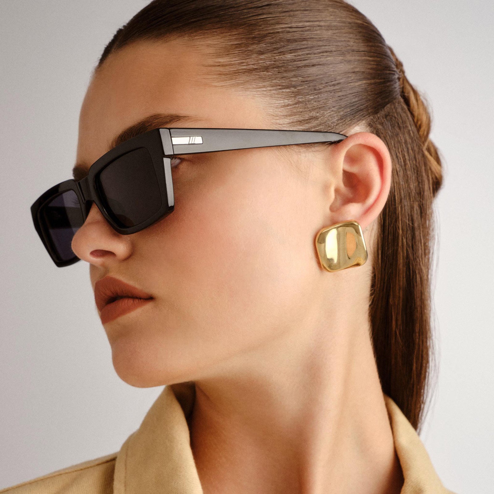 Nocturnal Habit Black Uni-Sex D-Frame Sunglasses | Le Specs