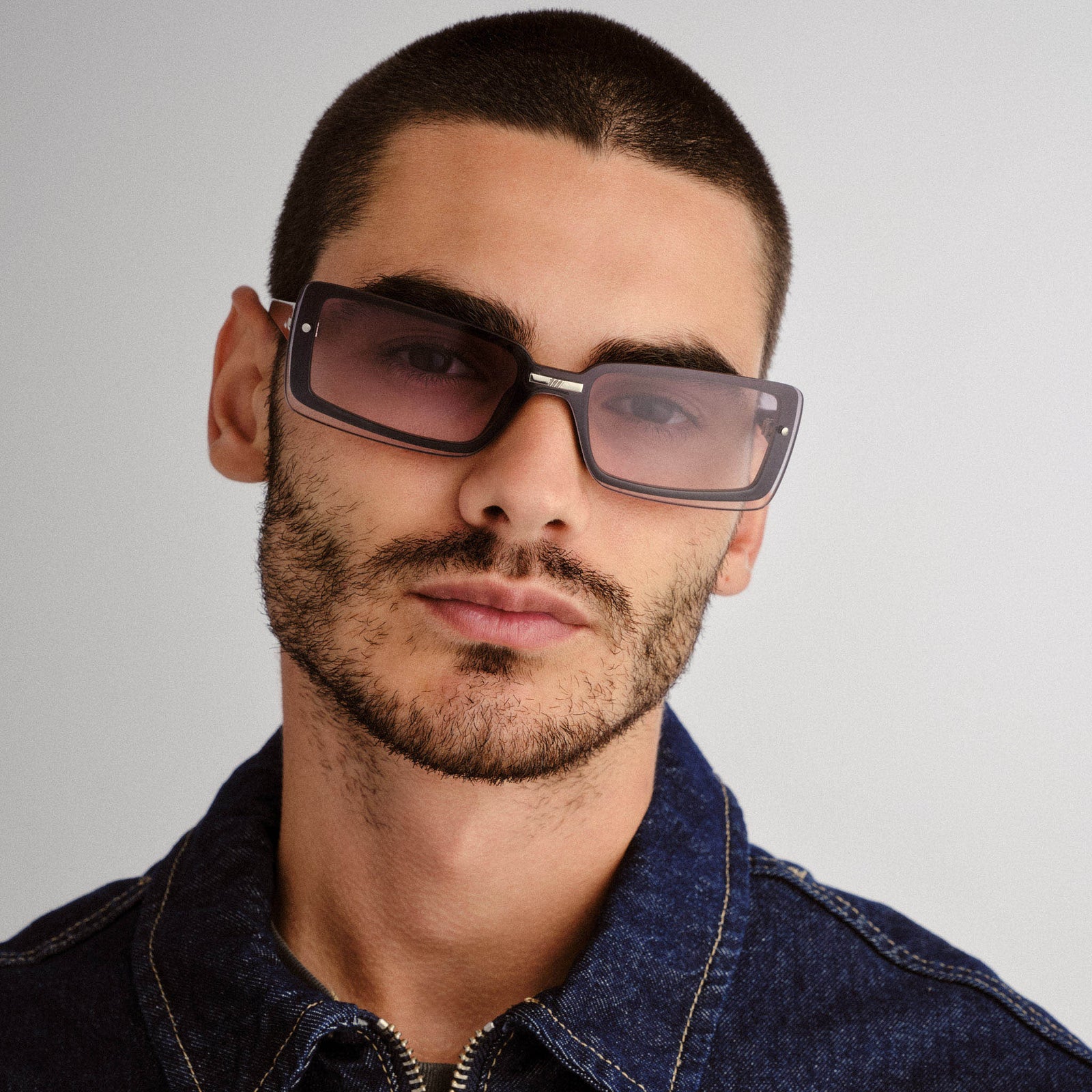 Evasion Black Female Rectangle Sunglasses | Le Specs